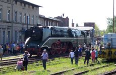 a703b6ee26f25dfef57e7794a8715dee